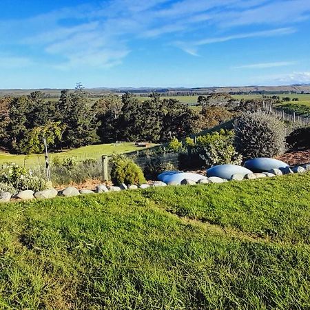 Hill Top Retreat Lower Dashwood 외부 사진