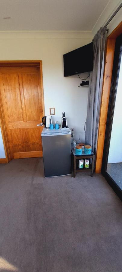 Hill Top Retreat Lower Dashwood 외부 사진